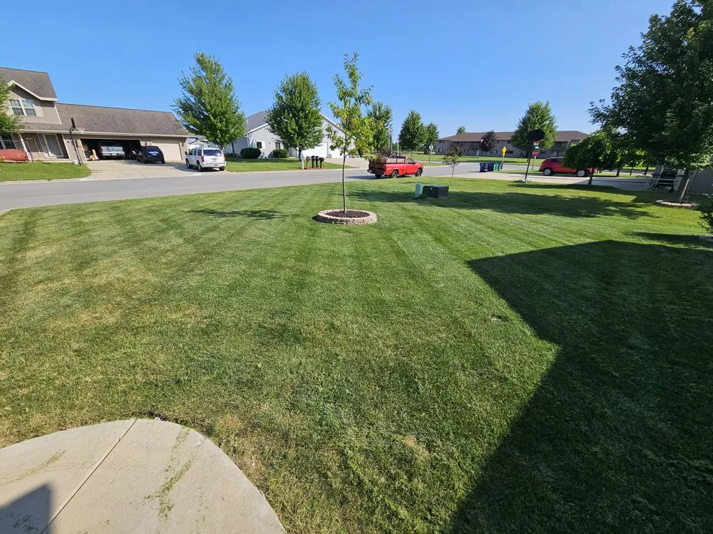 Expert garden landscaping experts serving Green Bay, WI - Sweda Mowing