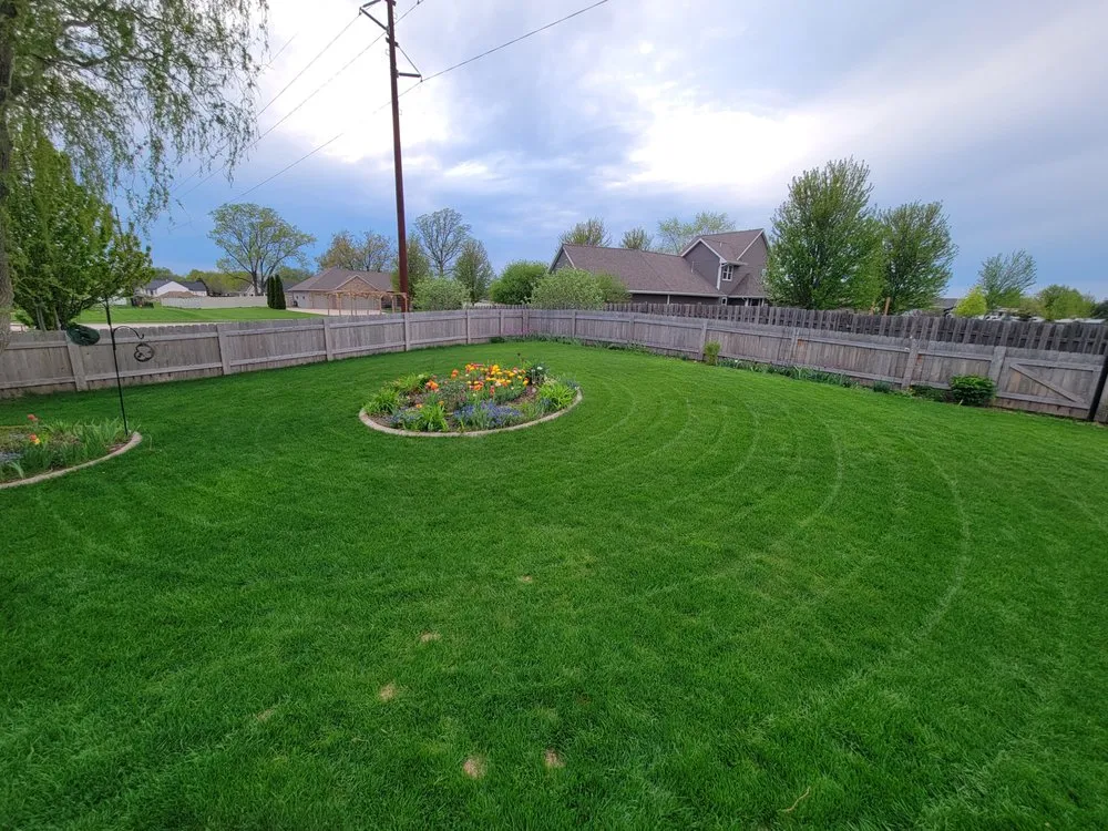 Affordable yard maintenance in Green Bay, WI by Sweda Mowing