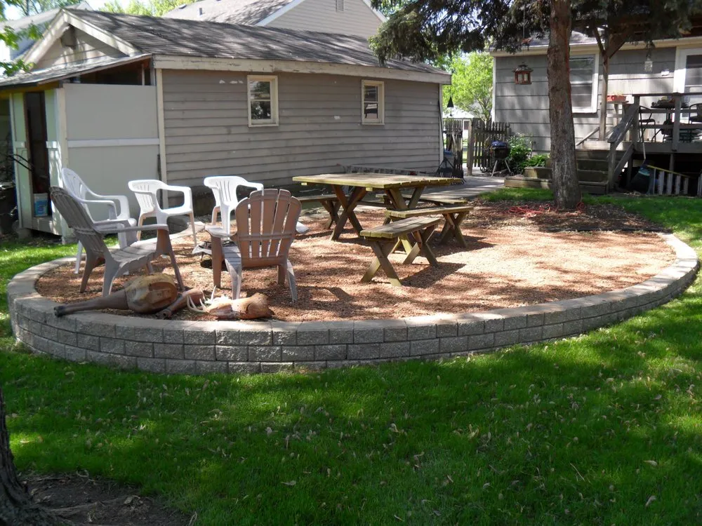 Reliable outdoor landscaping in Villa Park, IL - Sweeney's Custom Landscaping