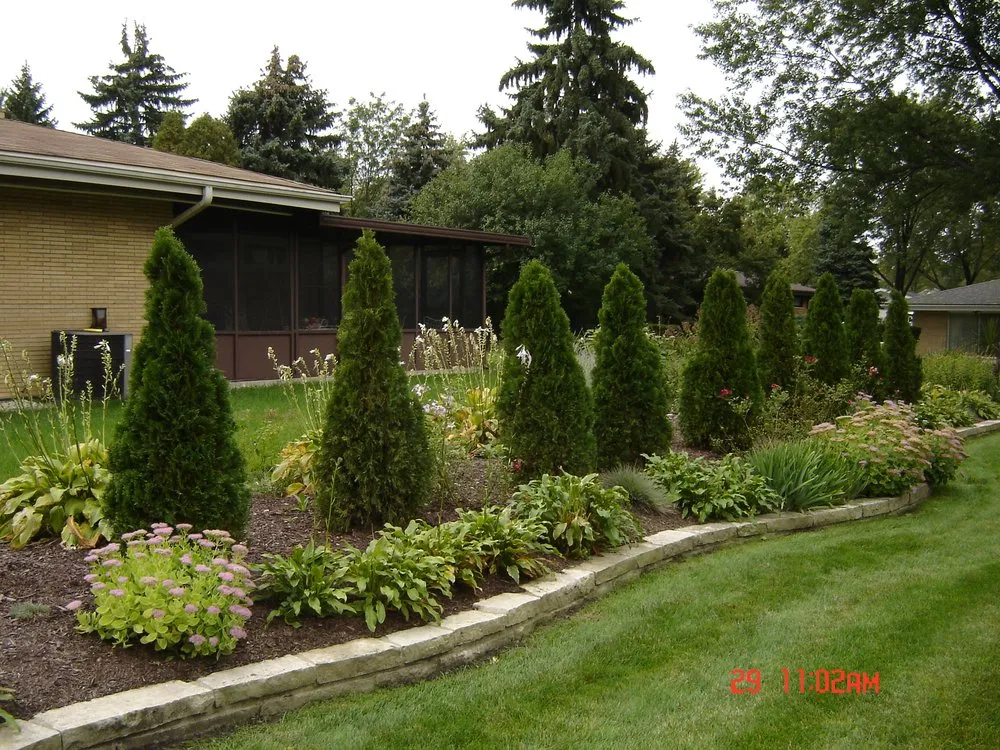 Local yard maintenance in Villa Park, IL by Sweeney's Custom Landscaping