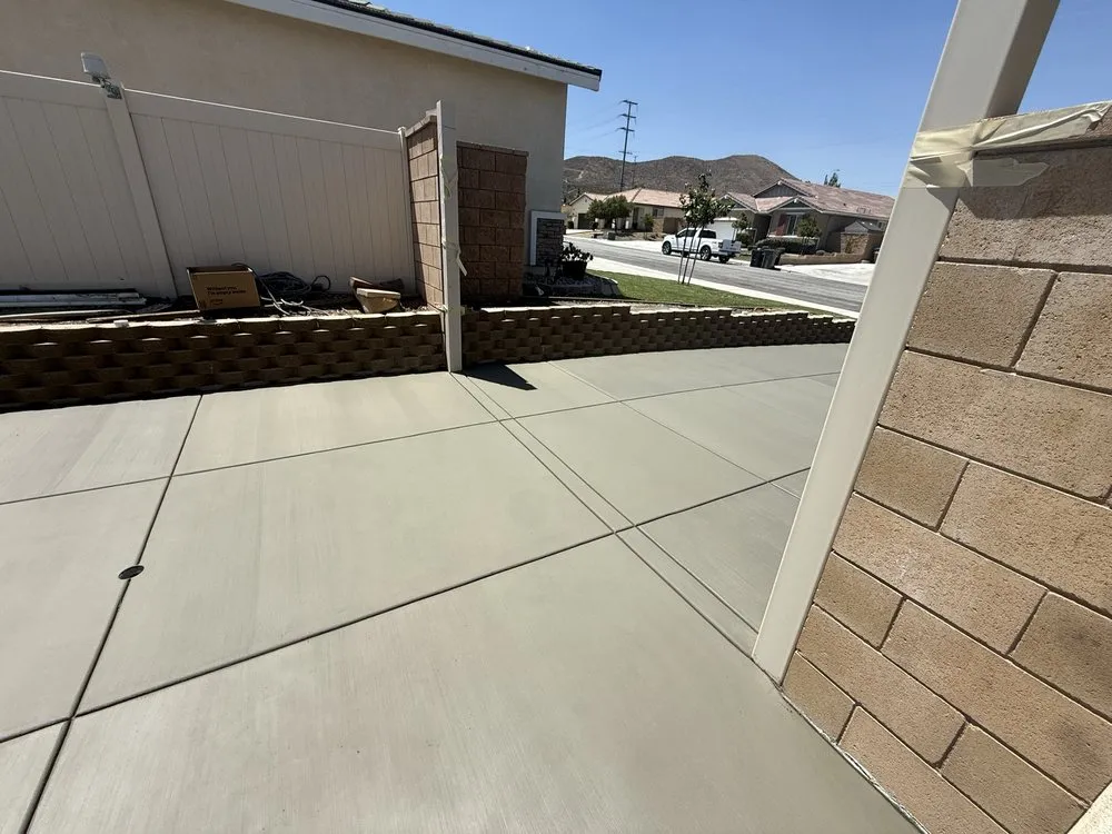 Reliable yard maintenance in Menifee, CA by Sweet Home Service