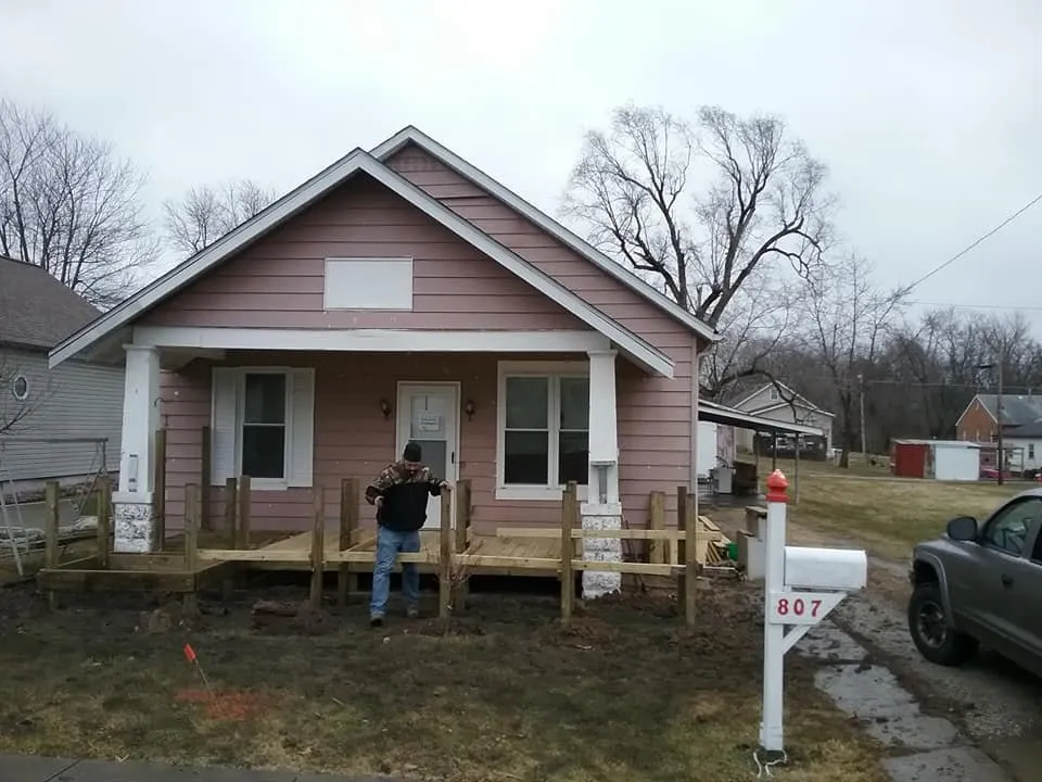 Top-rated outdoor landscaping in Charleston, IL - Sweet Home Services