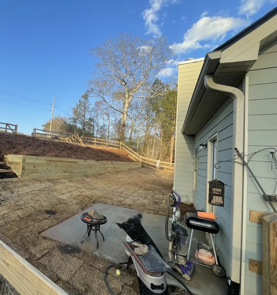 Professional yard cleanup service in Woodstock, GA - Sweet Maple Landscapes