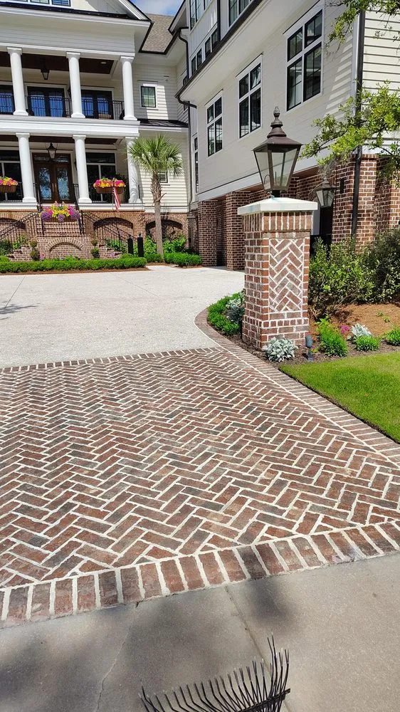 Professional yard maintenance experts serving Summerville, SC - Sweetbay Landscaping and Design