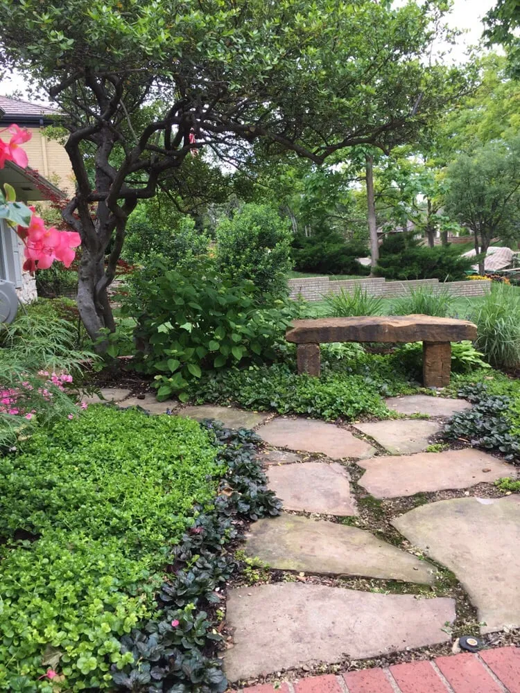 Affordable lawn care service experts serving Oklahoma City, OK - Sweetleaf