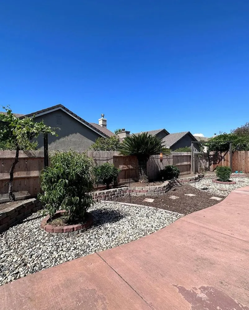 Professional lawn mowing service in Atwater, CA - Swift Workz