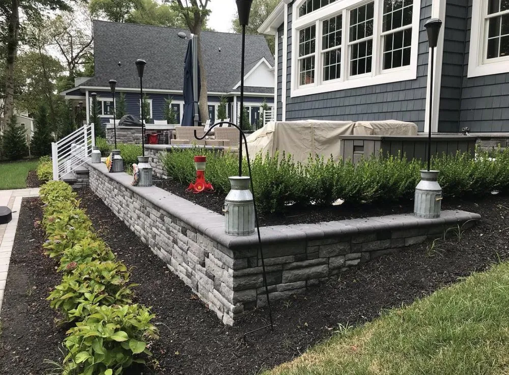 Professional yard maintenance for beautiful yards across Kinnelon, NJ - Swimming Pool Designs NJ