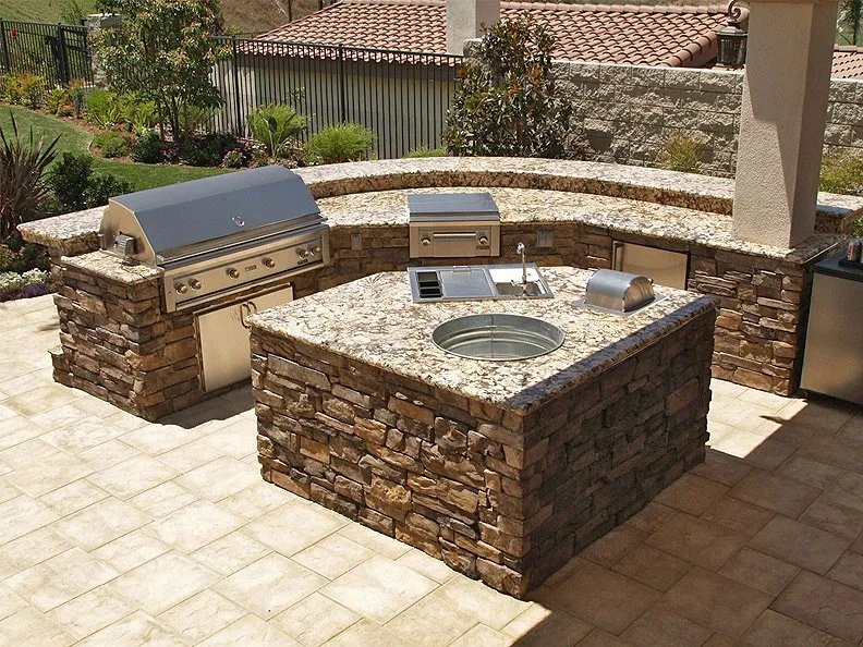 Expert yard maintenance experts serving Simi Valley, CA - Swink's Creations