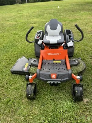 Swink’s Lawn Care Logo