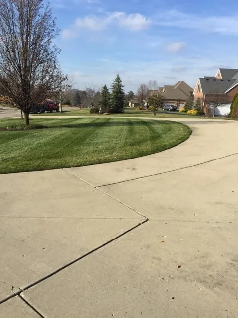 Top-rated lawn mowing service in Cincinnati, OH - Swisher Landscaping