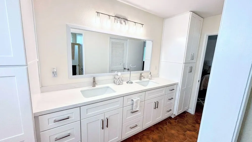 Trusted lawn mowing service experts serving Vista, CA - SwissHandy