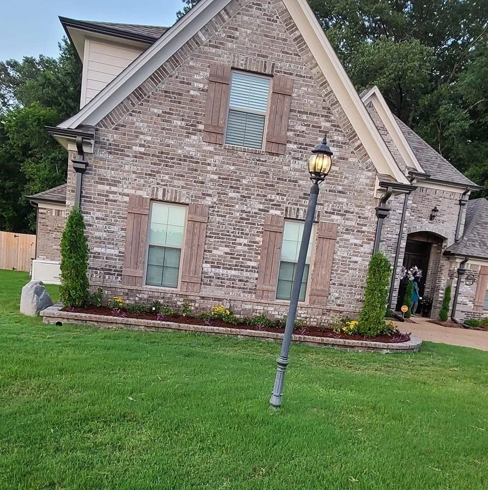 Expert landscaping services for year-round maintenance in Memphis, TN by S&Y Cobon