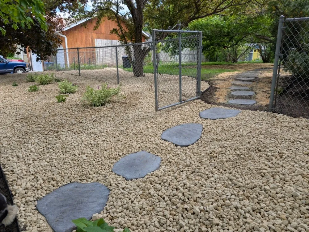 Affordable landscape design experts serving Elk River, MN - Sylvah Lining