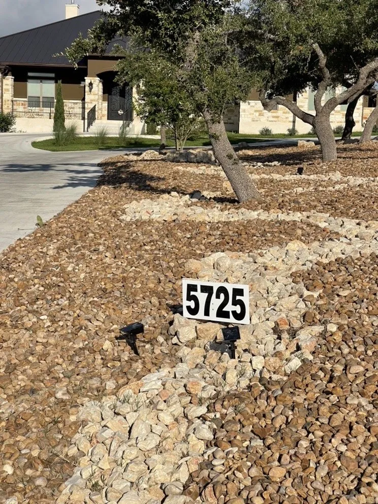 Expert yard maintenance experts serving Converse, TX - Sylvester Landscape