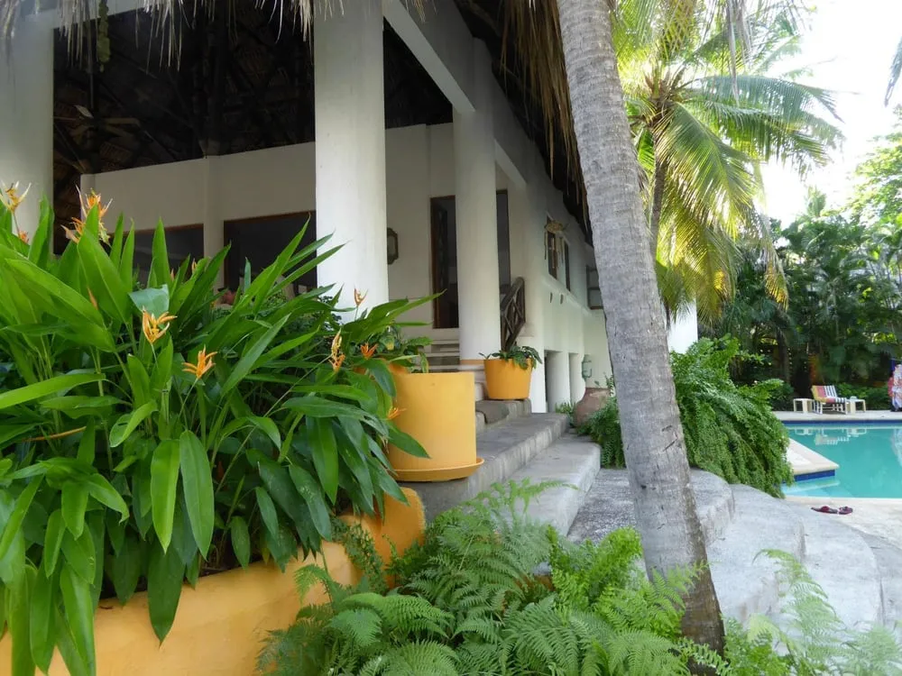 Trusted residential landscaping experts serving Winnetka, IL - Sylvia's Landscape