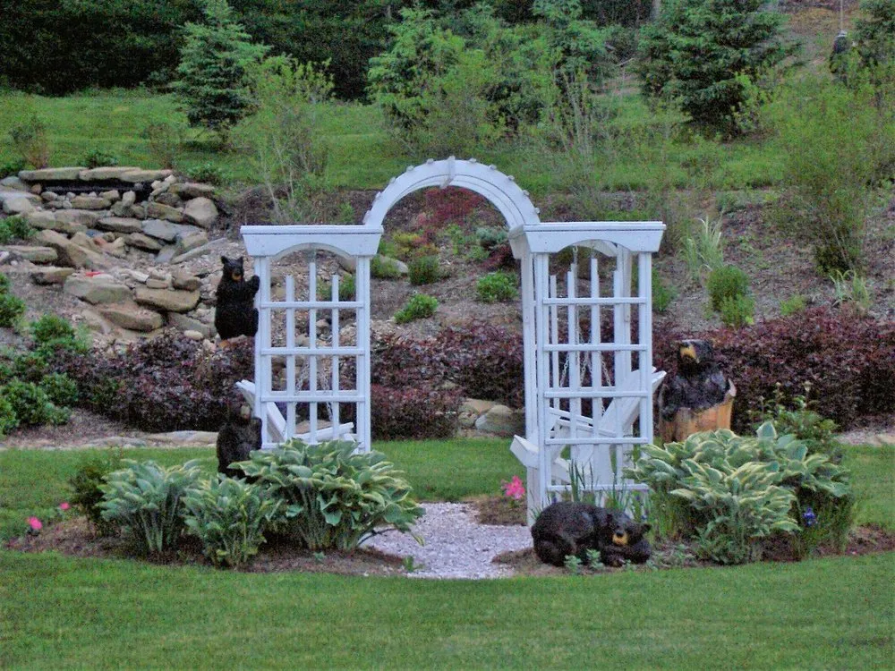 Affordable residential landscaping for year-round maintenance in Gibsonia, PA by Symanski Landscaping & Supply