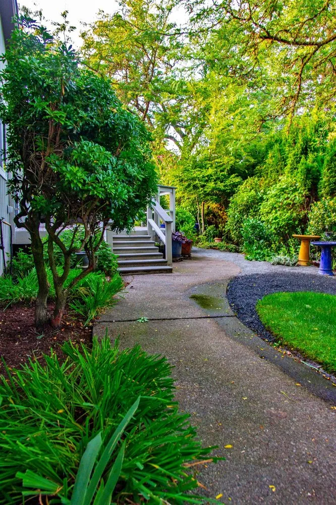 Affordable garden landscaping experts serving Portland, OR - SymbiOp Landscaping