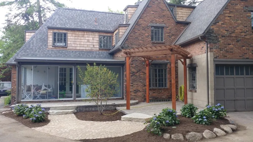 Professional landscape design in Fraser, MI - Synergy Lawnscape