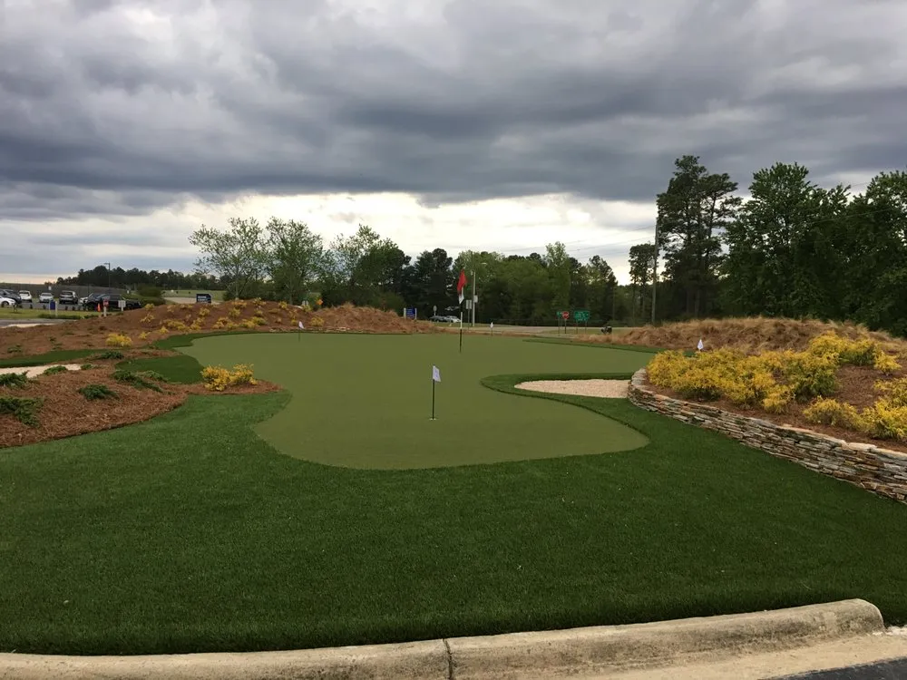 Local outdoor landscaping for homes in Birmingham, AL by SYNLawn Alabama