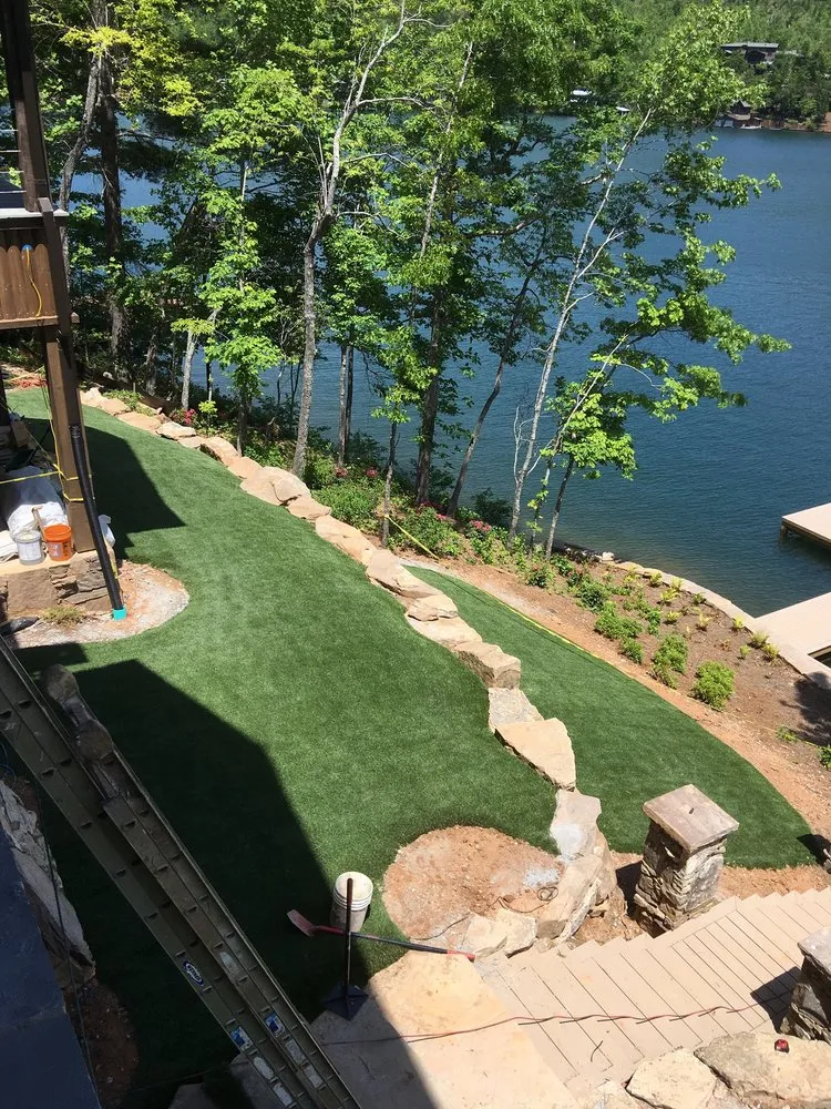 Custom landscape installation in Birmingham, AL by SYNLawn Alabama