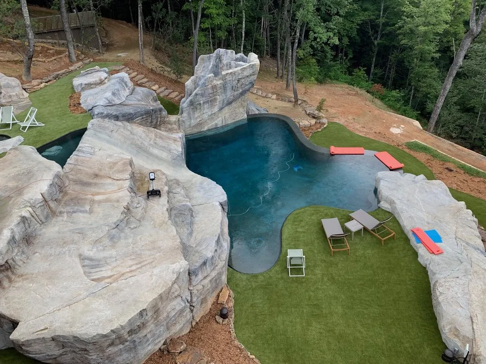 Trusted lawn mowing service experts serving Birmingham, AL - SYNLawn Alabama