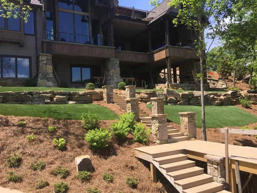 Trusted residential landscaping for residential properties in Birmingham, AL by SYNLawn Alabama