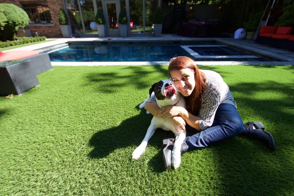 Professional lawn mowing service in Dalton, GA by SYNLawn