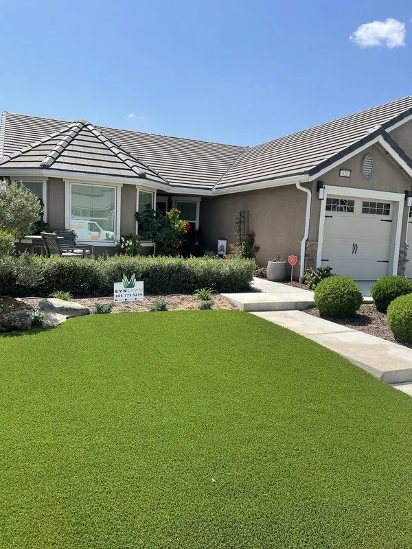 Affordable garden landscaping near you in Bakersfield, CA by SYNlawn Kern County