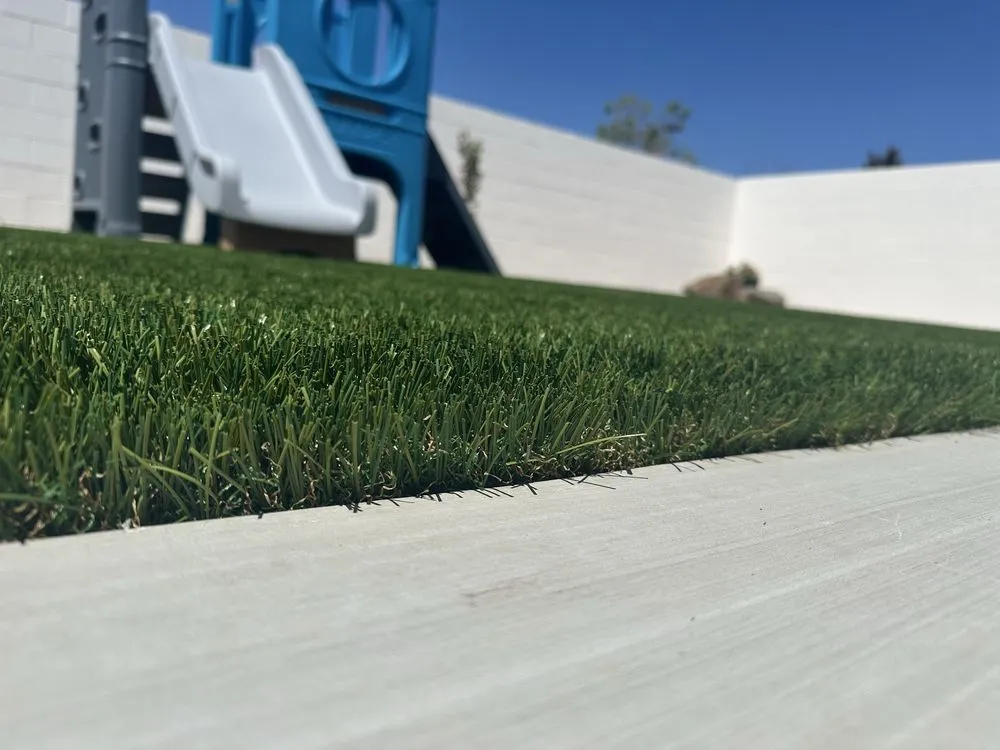 Top-rated outdoor landscaping with custom design in Bakersfield, CA by SYNlawn Kern County