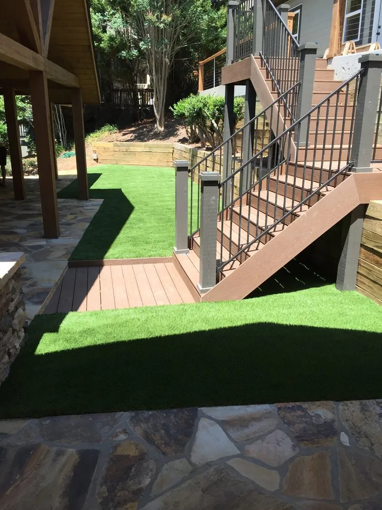 Top-rated lawn care service for year-round maintenance in Catawba, NC by SYNLawn North Carolina