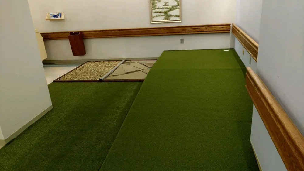 Local garden landscaping for beautiful yards in Canton, OH by SYNLawn Northeast Ohio