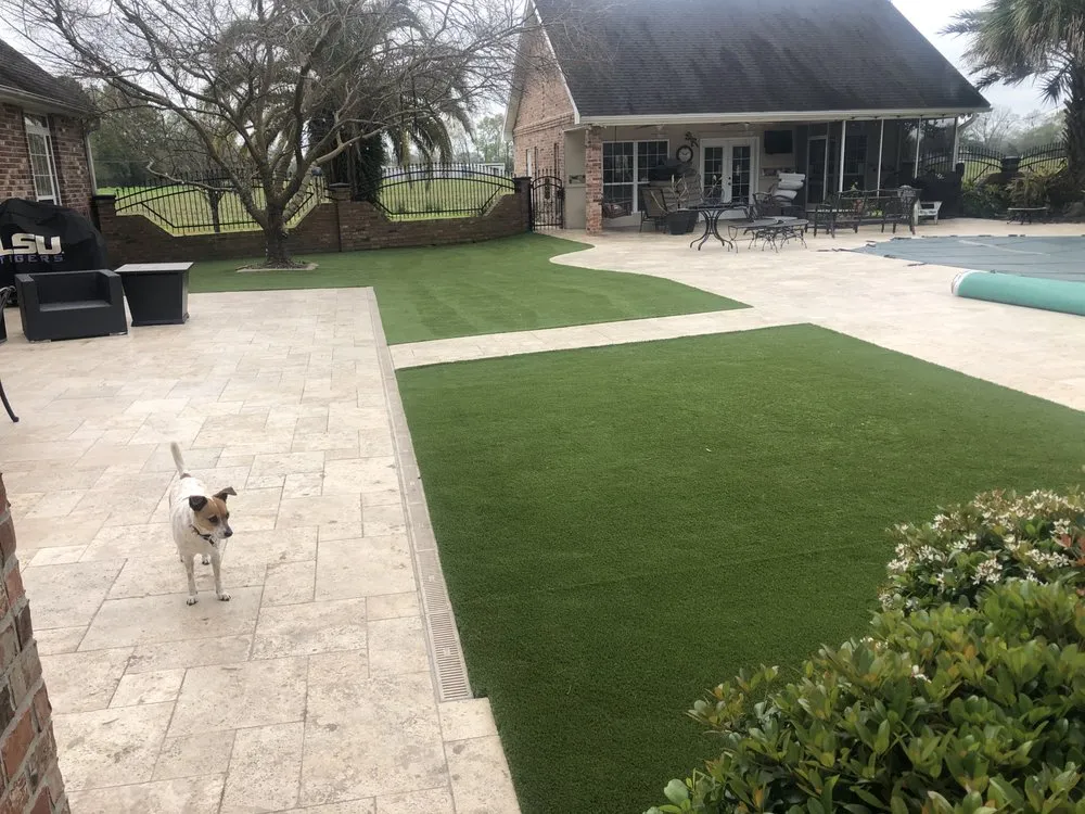 Professional yard cleanup service for residential properties across St. Martinville, LA - SYNLawn South Louisiana