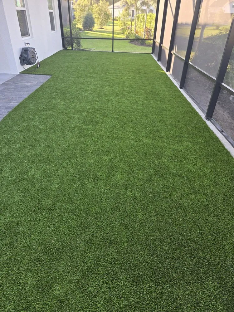 Local landscape design for beautiful yards in Bradenton, FL by SYNLawn Tampa