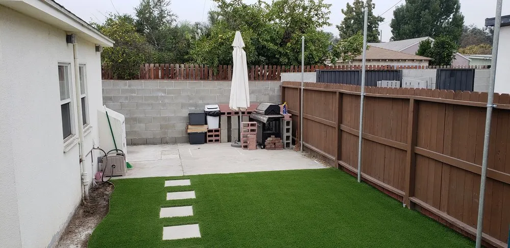 Affordable yard cleanup service for residential properties across Manhattan Beach, CA - Synthetic Dream Lawns & Putting Greens