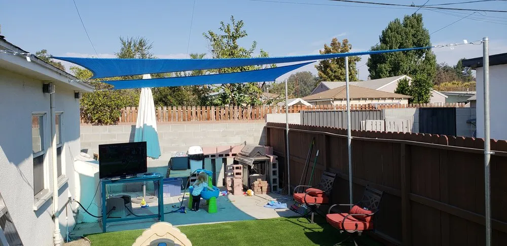 Top-rated lawn care service in Manhattan Beach, CA by Synthetic Dream Lawns & Putting Greens