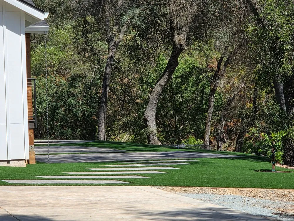 Affordable yard cleanup service for outdoor upgrades in Rocklin, CA by Synthetic Grass Abi