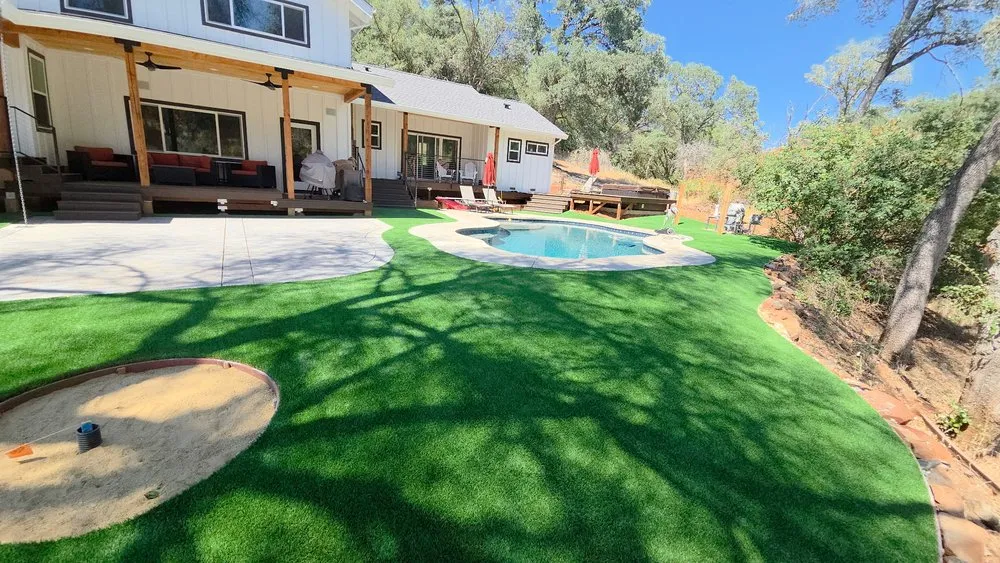 Professional landscape installation in Rocklin, CA - Synthetic Grass Abi