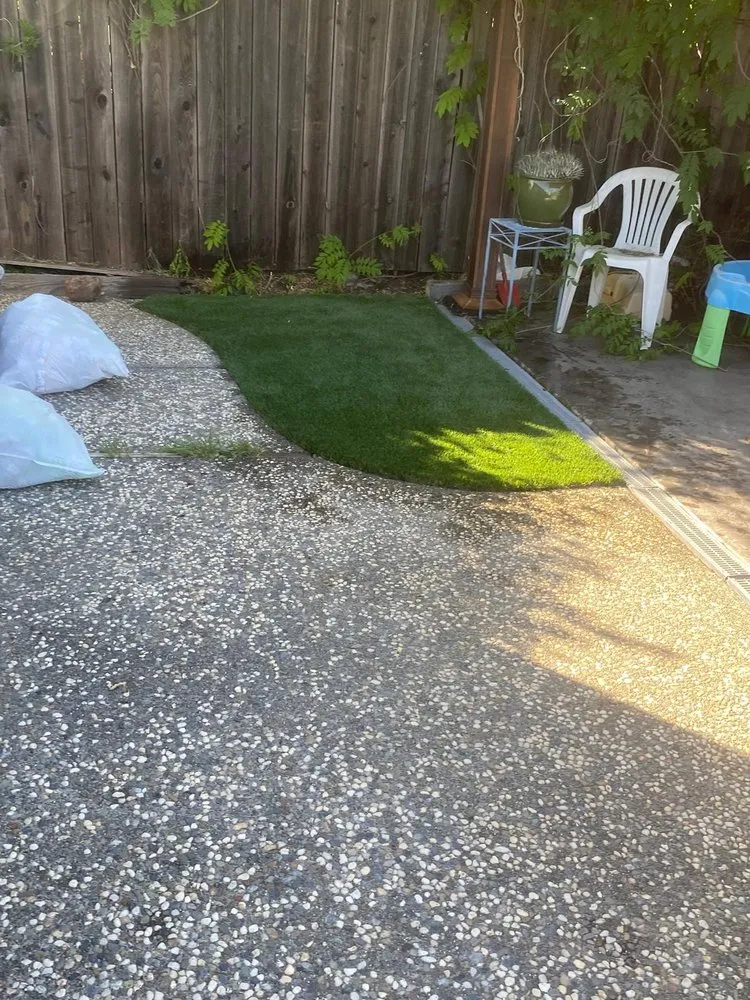 Custom garden landscaping experts serving East Palo Alto, CA - Synthetic Grass Abrahan