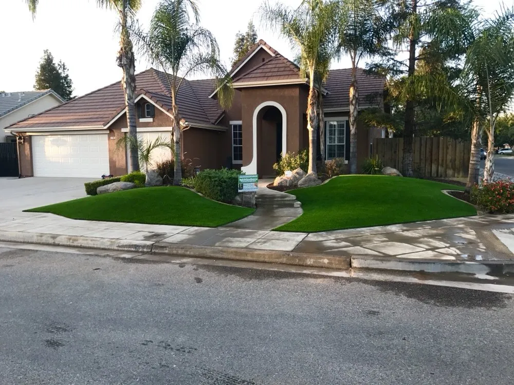 Affordable yard cleanup service in Clovis, CA by Synthetic Grass Showroom