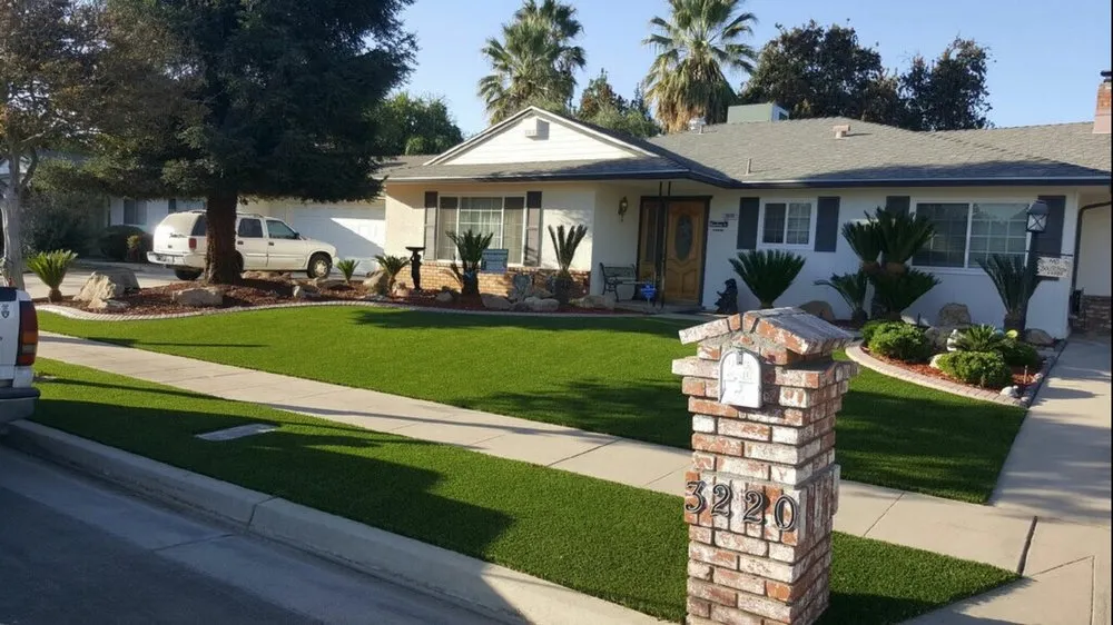 Professional residential landscaping in Clovis, CA - Synthetic Grass Showroom