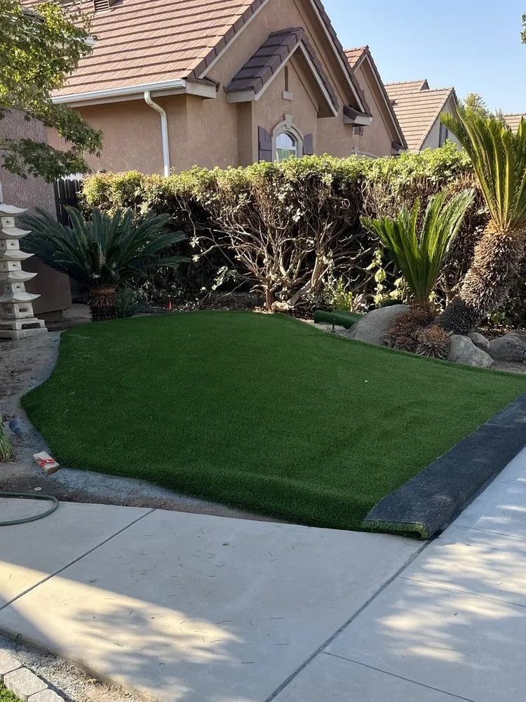 Expert yard maintenance in Fresno, CA - Synthetic Grass Warehouse - Fresno