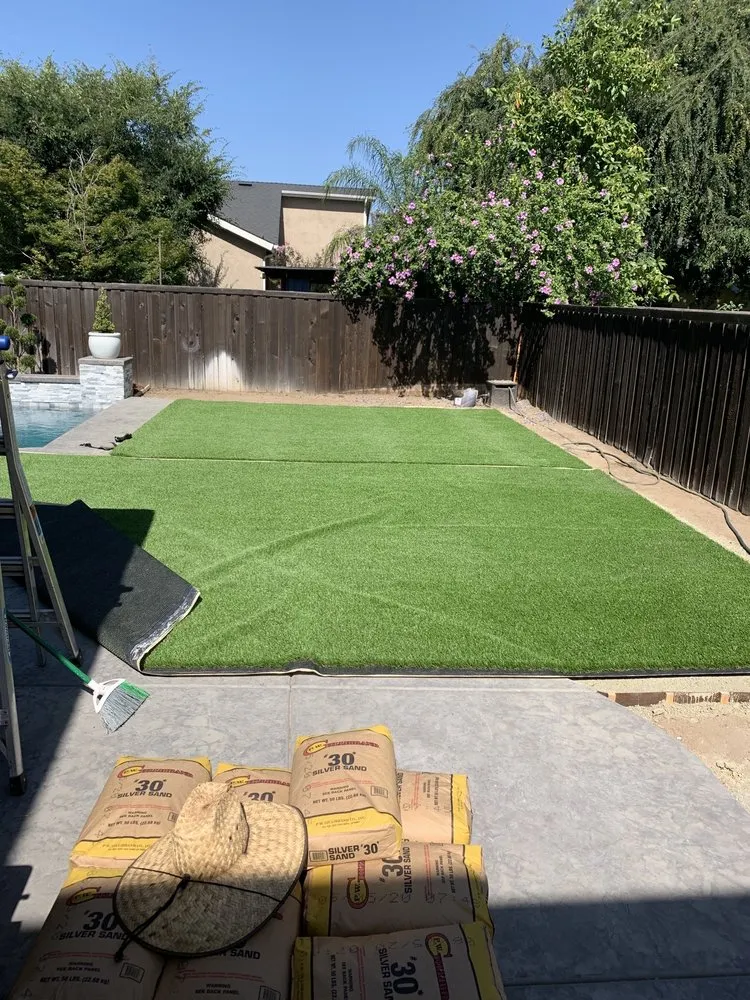 Top-rated yard cleanup service in Fresno, CA by Synthetic Grass Warehouse - Fresno