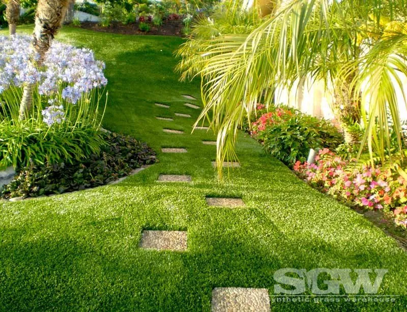 Custom yard cleanup service in Hayward, CA - Synthetic Grass Warehouse - San Francisco
