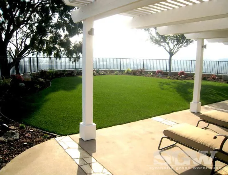Local landscape installation with custom design in Dallas, TX by Synthetic Grass Warehouse