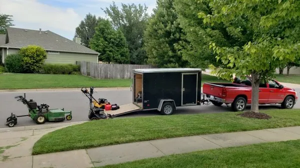 Synthetic Lawn Care Logo