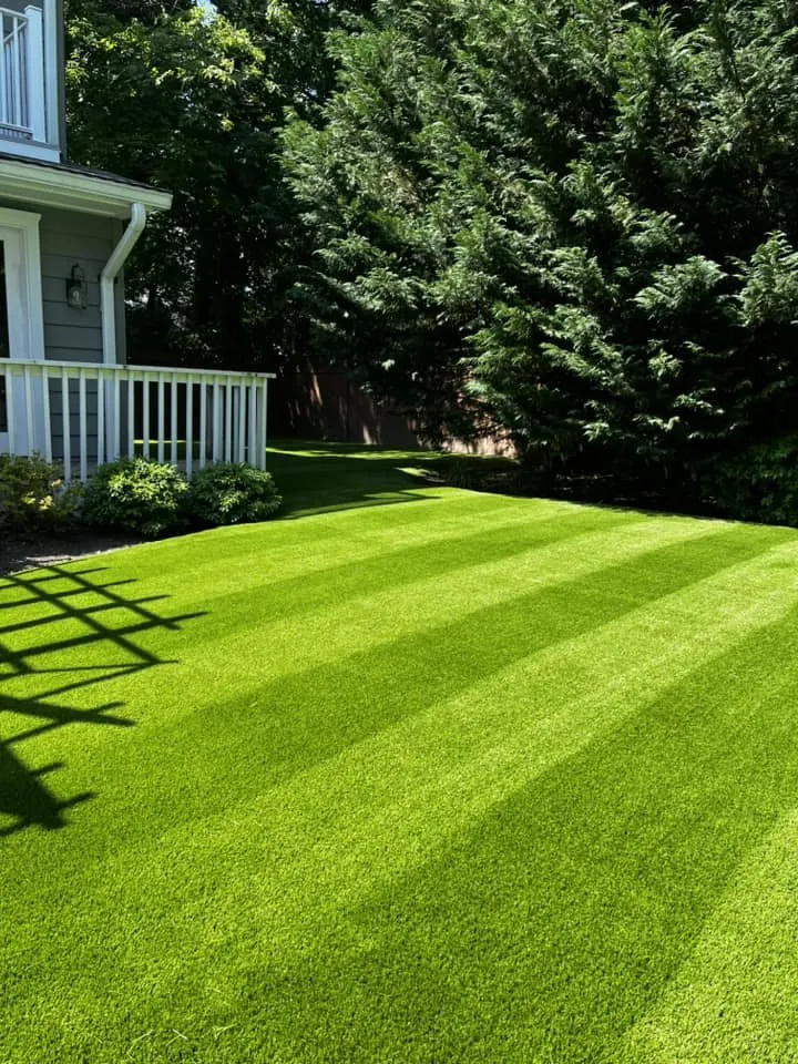 Top-rated lawn mowing service in Montville, NJ - Synthetic Lawns & Golf