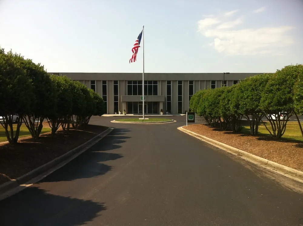 Local lawn mowing service in Dalton, GA - Synthetic Turf International