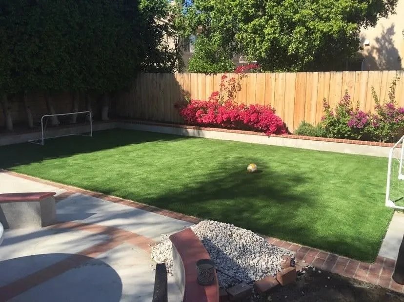Custom residential landscaping in Bothell, WA by Synthetic Turf Solutions