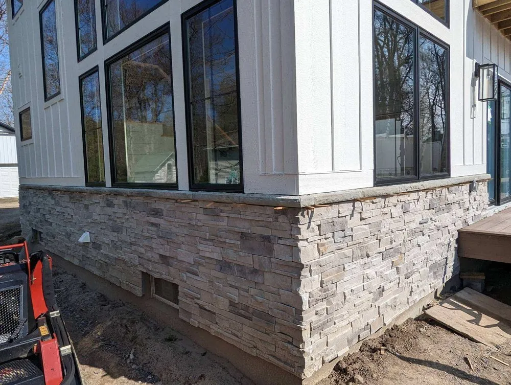 Affordable residential landscaping in East Syracuse, NY - Syracuse Lightscapes