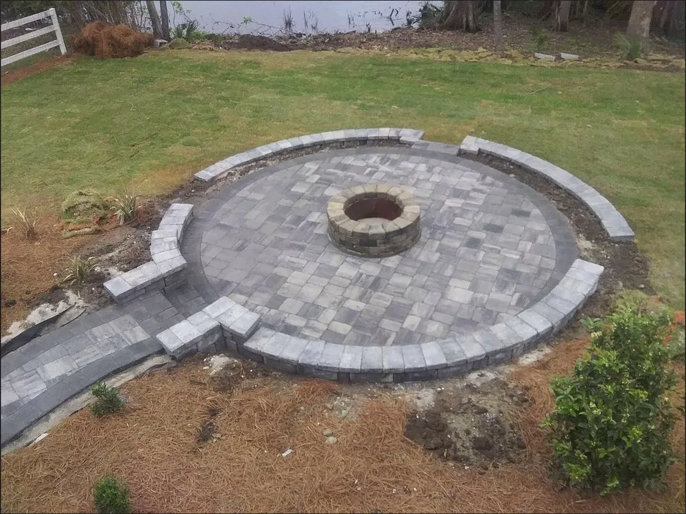 Reliable yard maintenance in Goose Creek, SC by Syrjala Masonry & Hardscape